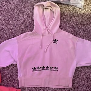 Never wore basically brand new!